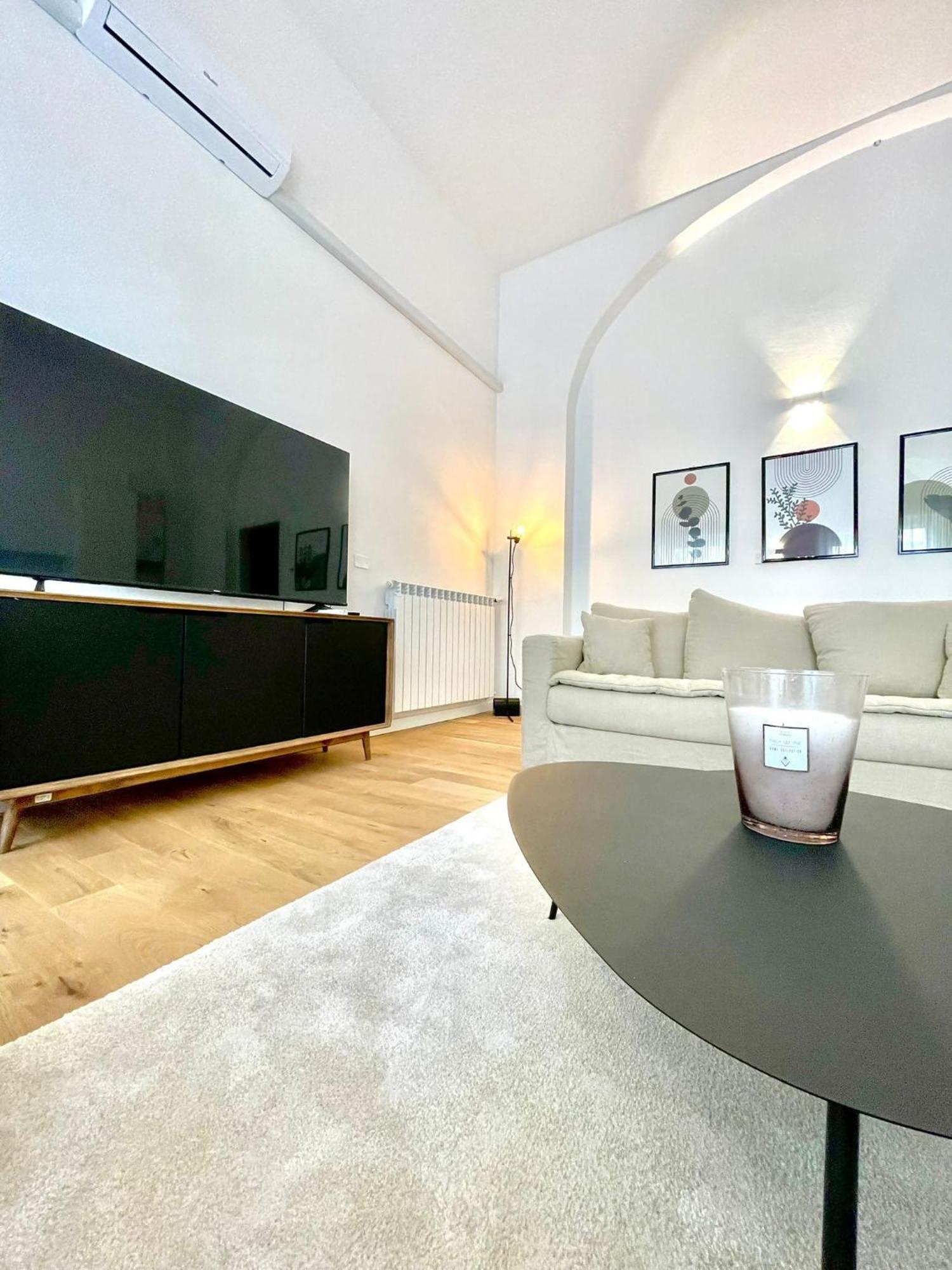 ליבורנו I Marmi New Royal Design Apartment מראה חיצוני תמונה