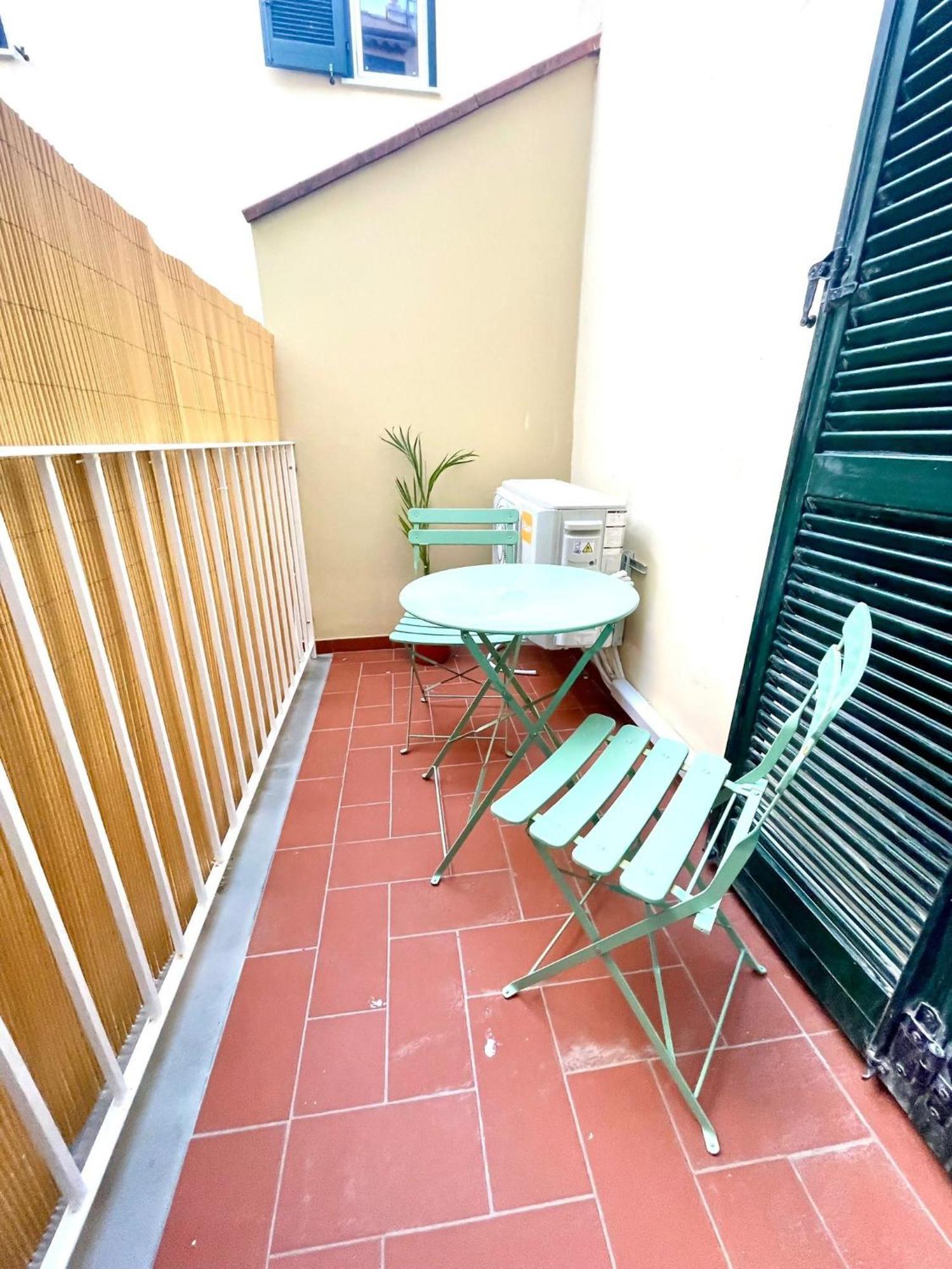 ליבורנו I Marmi New Royal Design Apartment מראה חיצוני תמונה